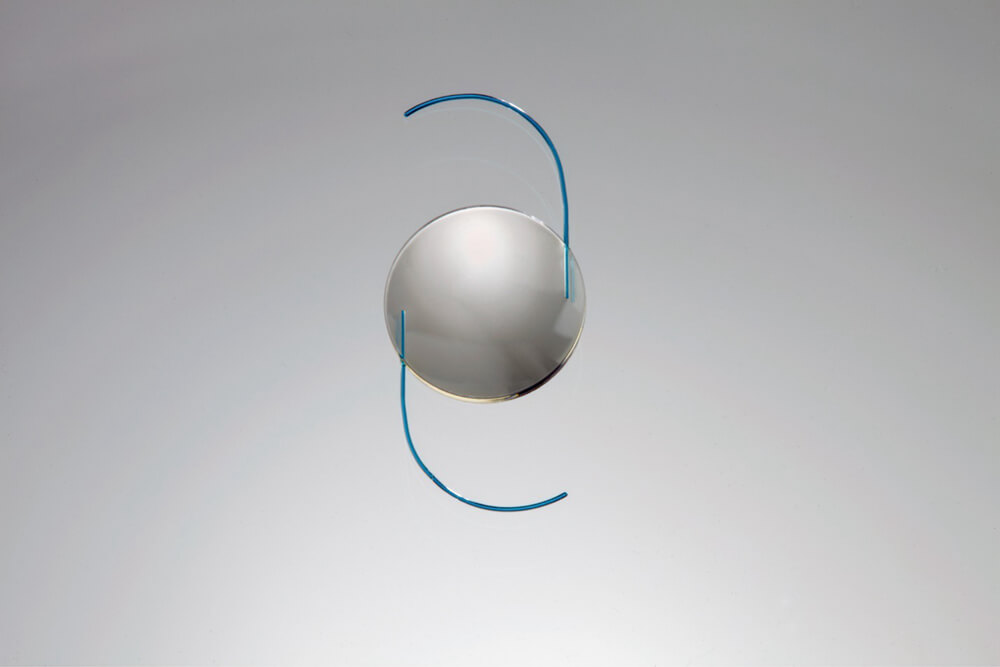 Light Adjustable Lens in Grey Void